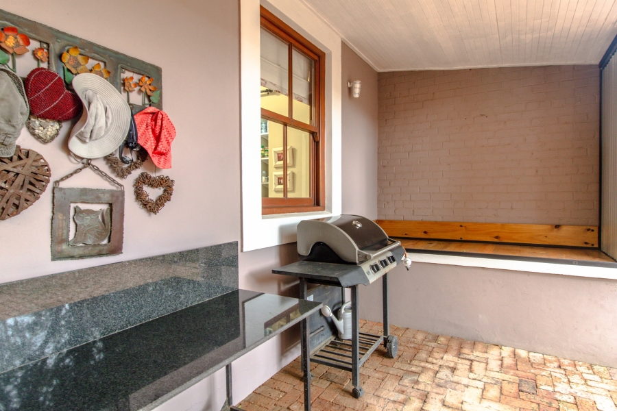 4 Bedroom Property for Sale in Riebeek Kasteel Western Cape